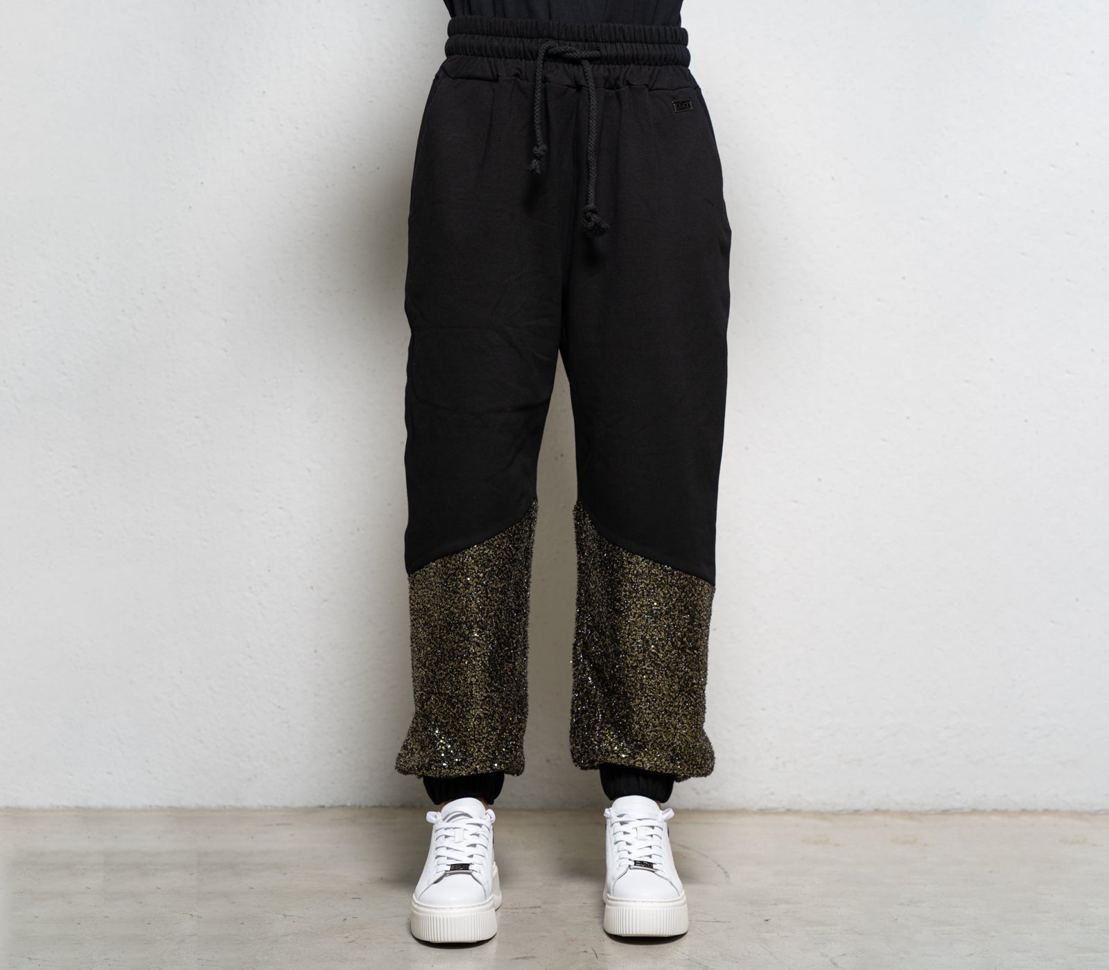 Jogger da Donna Nero con Paillettes a Contrasto